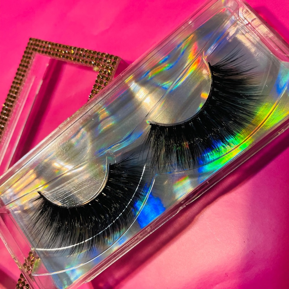 Ariba - Mink Eyelashes